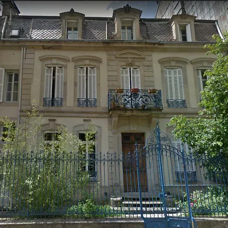 Louis Francais Apartman