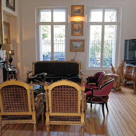 Louis Francais Apartman